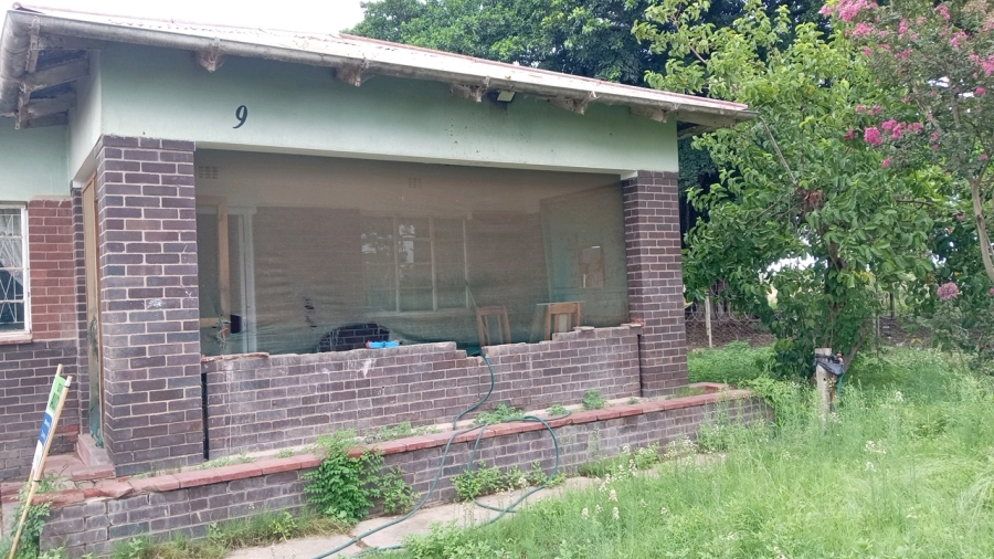 2 Bedroom Property for Sale in North Addo Road Phase 1 Eastern Cape